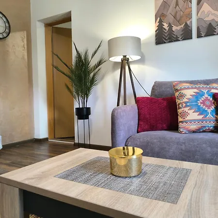 Vukasinova Stanica * Pale